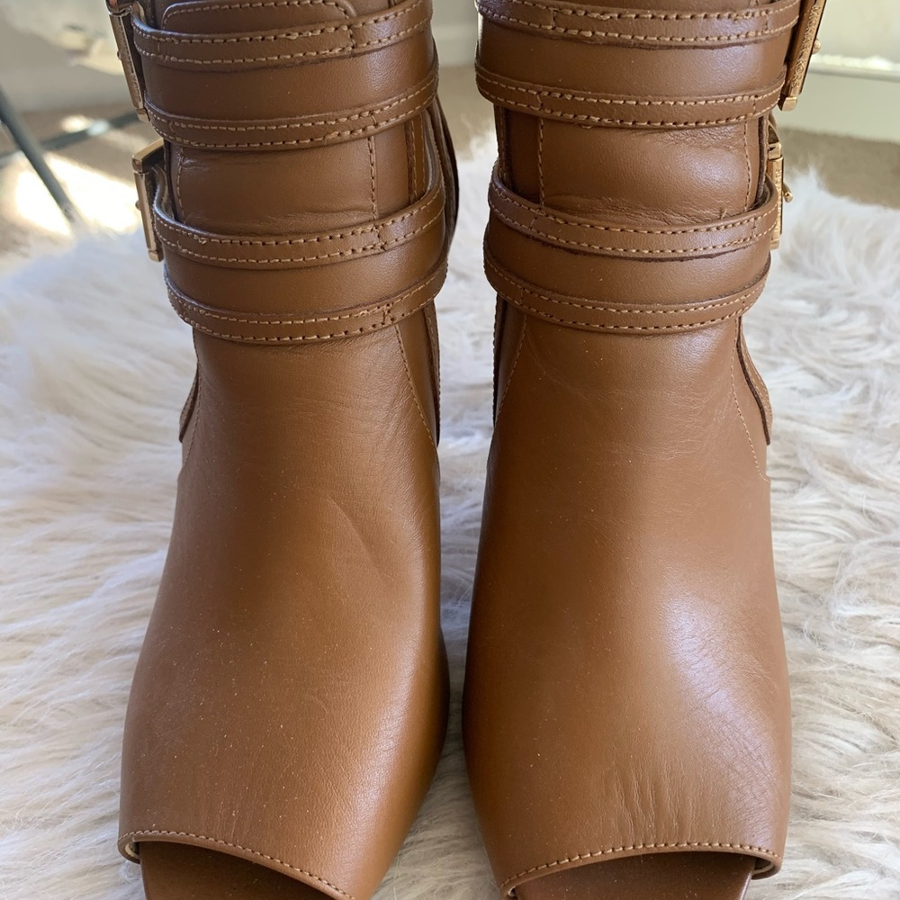 Micheal Kors Shoes